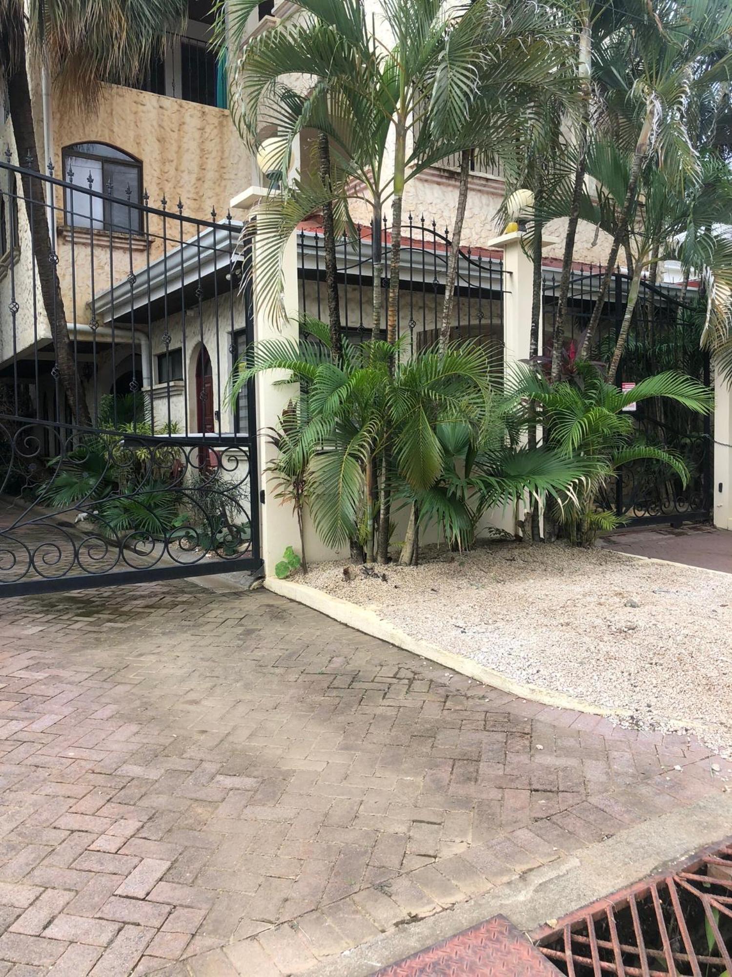 La Buena Vida 2 Apartment Tamarindo Bagian luar foto